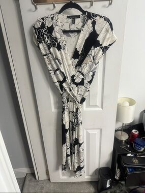 White House Black Market Black and White Floral Maxi Dress